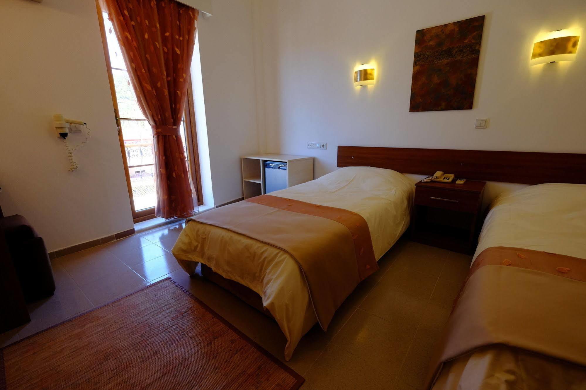Flying Dutchman Hotel Олудениз Экстерьер фото